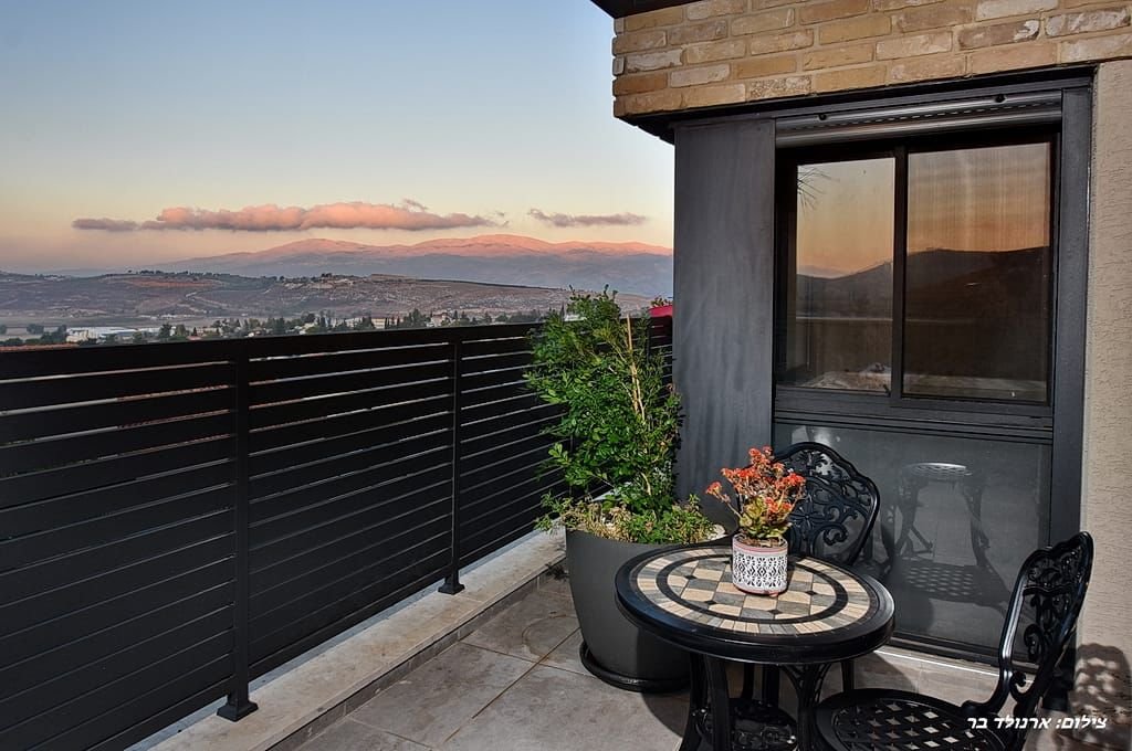 WhatsApp Image 2025-04-17 at 10.19.00 (1)